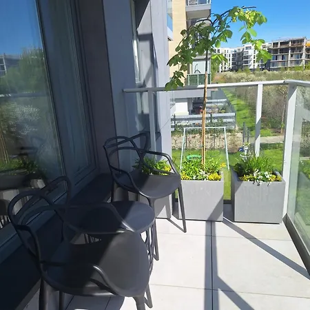 Apartman Letnica Blisko Plazy Z Garazem I Klimatyzacja